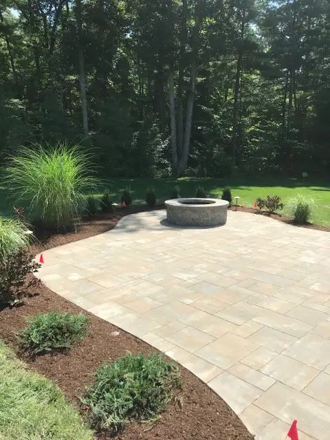 Paver patio with firepit
